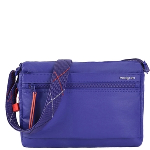 Жіноча сумка Hedgren Inner city EYE Medium з пропиткою тканини HIC176M/866-07 Creased Royal Blue (Королівський синій)