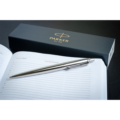 Шариковая ручка Parker Jotter 17 Premium SS Diagonal CT BP 17 532 Стальной/Хром
