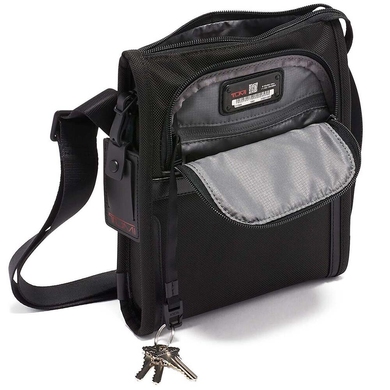 Чоловіча сумка Tumi Alpha 3 Pocket Bag Small 02203110D3 чорна