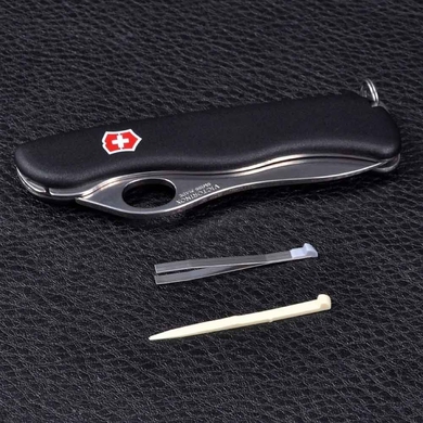 Складной нож Victorinox Sentinel One Hand 0.8416.M3 (Черный)