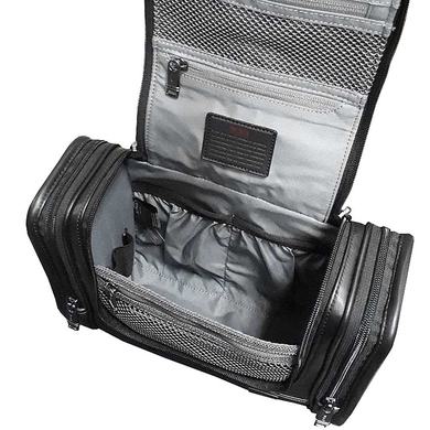Кожаный несессер Tumi Alpha 3 Hanging Travel Kit Leather 09203191DL3