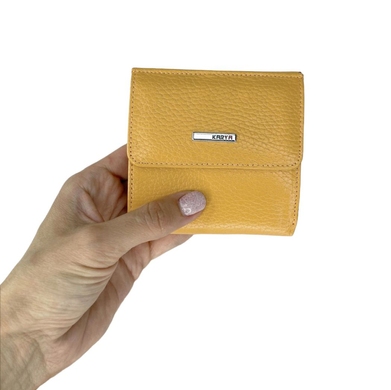 Маленький кошелек из натуральной кожи Karya 1066-56 желтого цвета