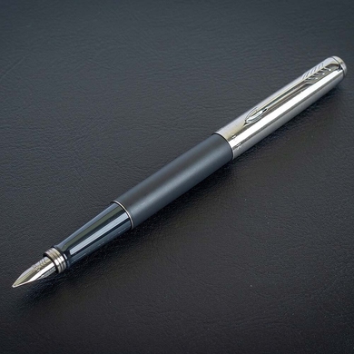 Перьевая ручка Parker Jotter 17 Bond Street Black CT FP M 16 212 Черный