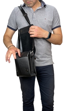 Чоловіча сумка з клапаном Karya із натуральної шкіри 0262-45 чорного кольору