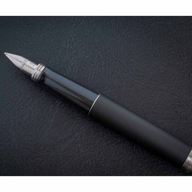 Перьевая ручка Parker Jotter 17 Bond Street Black CT FP F 16 211 Черный