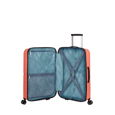 Ультралёгкий чемодан American Tourister Airconic из полипропилена на 4-х колесах 88G*002 Living Coral (средний)