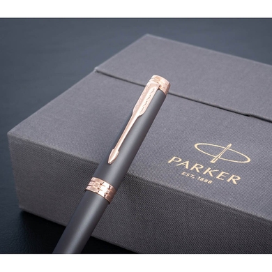 Шариковая ручка Parker Premier 17 Soft Brown PGT BP 80 232 Коричневый/Розовое золото