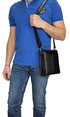 Чоловіча шкіряна сумка Karya на блискавці KR0266-45 чорного кольору