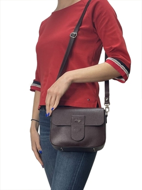Жіноча сумка Karya з натуральної шкіри 5068-243 кольору амарена, Амарена