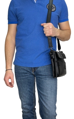 Мужская кожаная сумка Karya на молнии KR0273-554 черного цвета