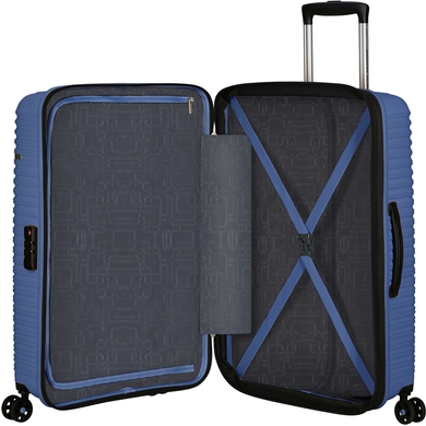 Чемодан American Tourister Liftoff из полипропилена на 4-х колесах ME5*914;31 Coronet Blue (средний)