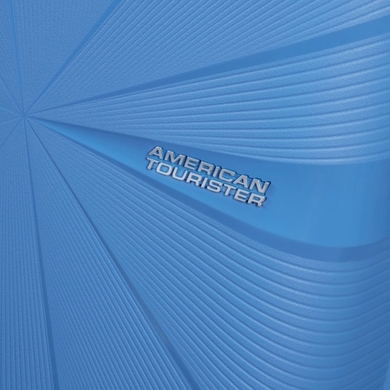 Чемодан из полипропилена на 4-х колесах American Tourister Starvibe MD5*003 Tranquil Blue (средний)