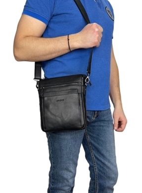Чоловіча шкіряна сумка Karya на блискавці KR0909-45 чорного кольору